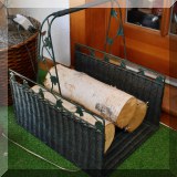 DF09. Log holder.